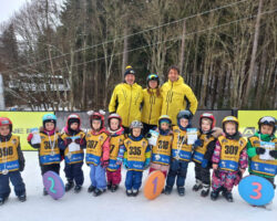 Školička lyžování